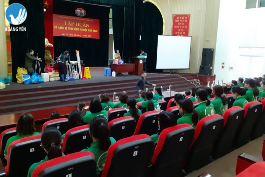 Dịch vụ vệ sinh nhà cửa giá rẻ
