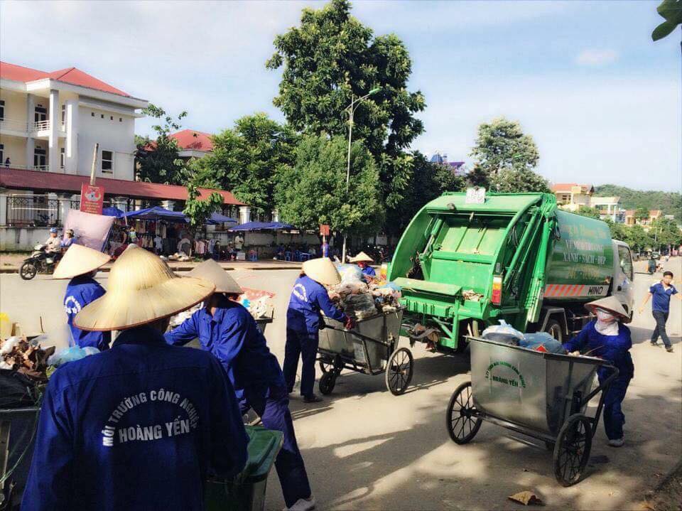 Thu gom rác thải sinh hoạt